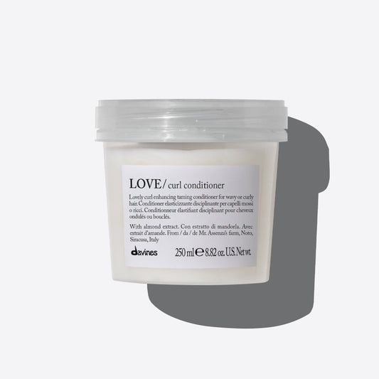 DAVINES ESSENTIAL HAIRCARE LOVE CURL Conditioner Protein-rich hair conditioner for curly hair 250ml/$35